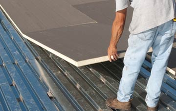 benefits of insulating Pootings flat roofing